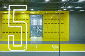 办公室玻璃门装修设计效果图