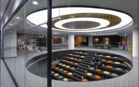 办公室玻璃门装修实物图片