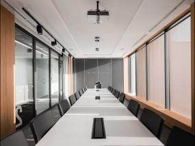 办公室玻璃门装潢图片