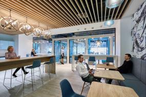 玻璃隔断办公室装饰装修效果图