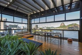 高档办公室绿色植物装修效果图