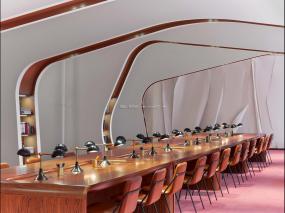 最新实木会议桌设计装饰效果图片