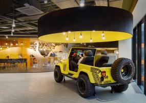 办公高隔断装修设计效果图