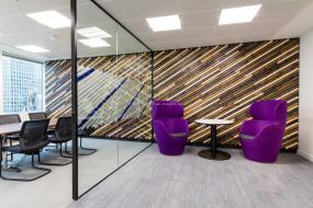 2018办公高隔断装修效果图