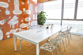 2018会议室办公桌椅装修效果图