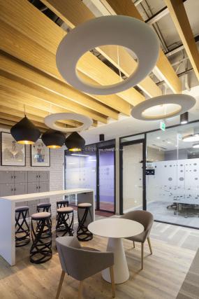 小型loft办公室装饰装修图片