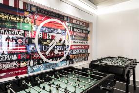 办公室玻璃隔墙装修实景图图片