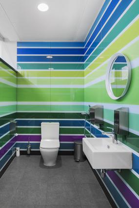 公共卫生间隔断装潢设计效果图片