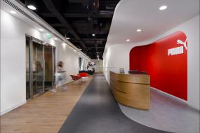 高档办公室走道吊顶装修效果图