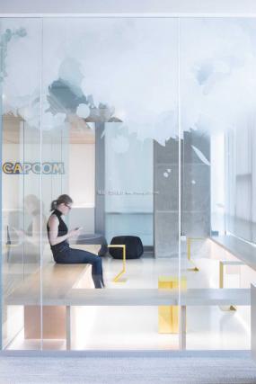 2018年磨砂玻璃门装修效果图