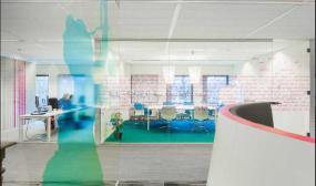 2018磨砂玻璃隔断装修效果图