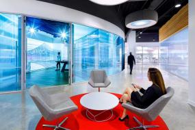 办公室磨砂玻璃装潢效果图片