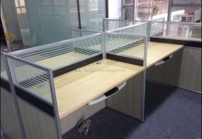 屏风办公桌装饰装修效果图