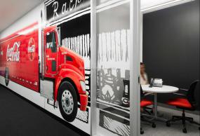 磨砂玻璃隔断图案装修高清图片