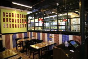 港式茶餐厅装潢效果图