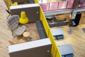 办公室石膏板隔断墙装潢设计效果图片