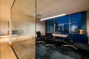 高端外贸公司办公室装修效果图