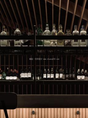 工业风格酒吧装饰效果图