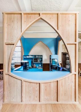 厂房式酒吧装修设计效果图