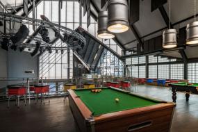 美式风格酒吧装饰效果图