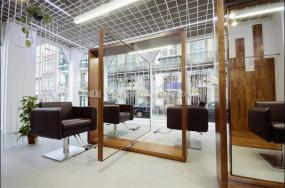 复古风格发廊设计装饰效果图