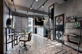 最新个性风格理发店设计装修图片