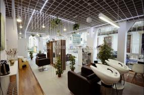 复古风格发廊设计装饰图片