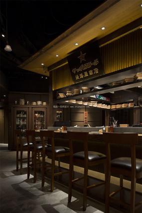 复古风格餐厅装潢图片