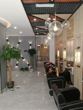 高端时尚美发店装修效果图