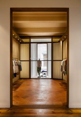 韩国服装店装修高清图片