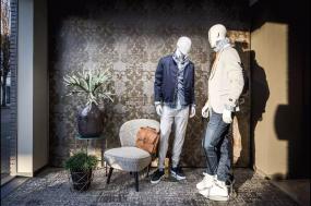 时尚服装店装修效果图