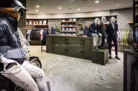 时尚服装店装修高清效果图