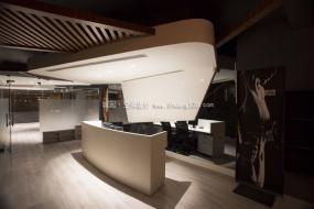 高端工业风健身房装修图片