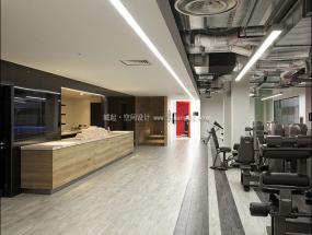 工业风健身房装修实景图片