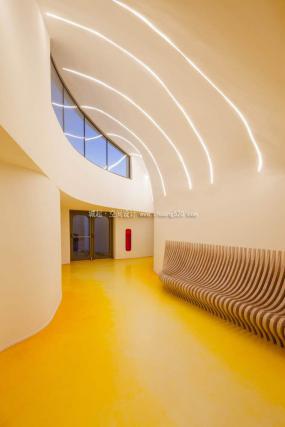 最新大型健身房设计装饰效果图