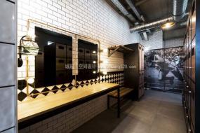 高档工业风健身房装修图片