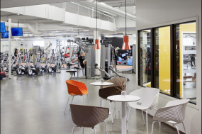 时尚健身俱乐部设计装饰图