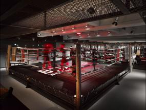 最新健身房吊顶装修设计效果图