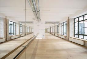 最新健身房地面设计装饰效果图片