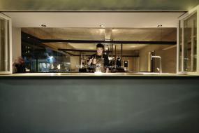 高端创意咖啡厅装修图片