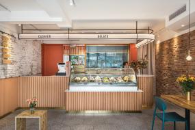 高端小型咖啡厅装修效果图