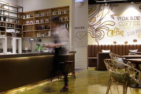 特色甜品店装修设计效果图片