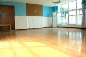 最新早教幼儿园设计装饰效果图片