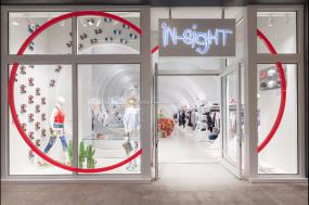 童装店装修高清图片