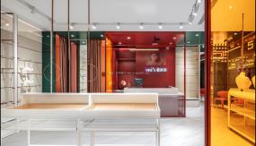 内衣店装修实景图片