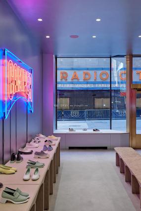 最新鞋店装饰效果图