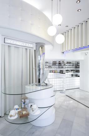 化妆品店装修实景图片