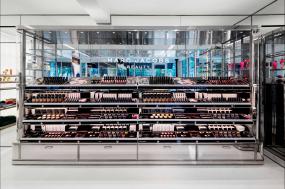 化妆品店设计效果图