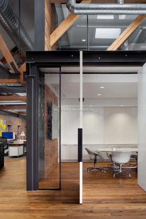 国际化办公室装修装潢效果图