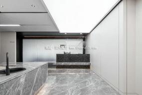 黑白风格办公室设计装饰图